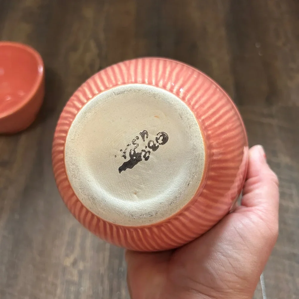 Barbara Eigen Pottery Ribbed Coral Glazed Ceramic Bowls Set of 2 Made in USA MCM